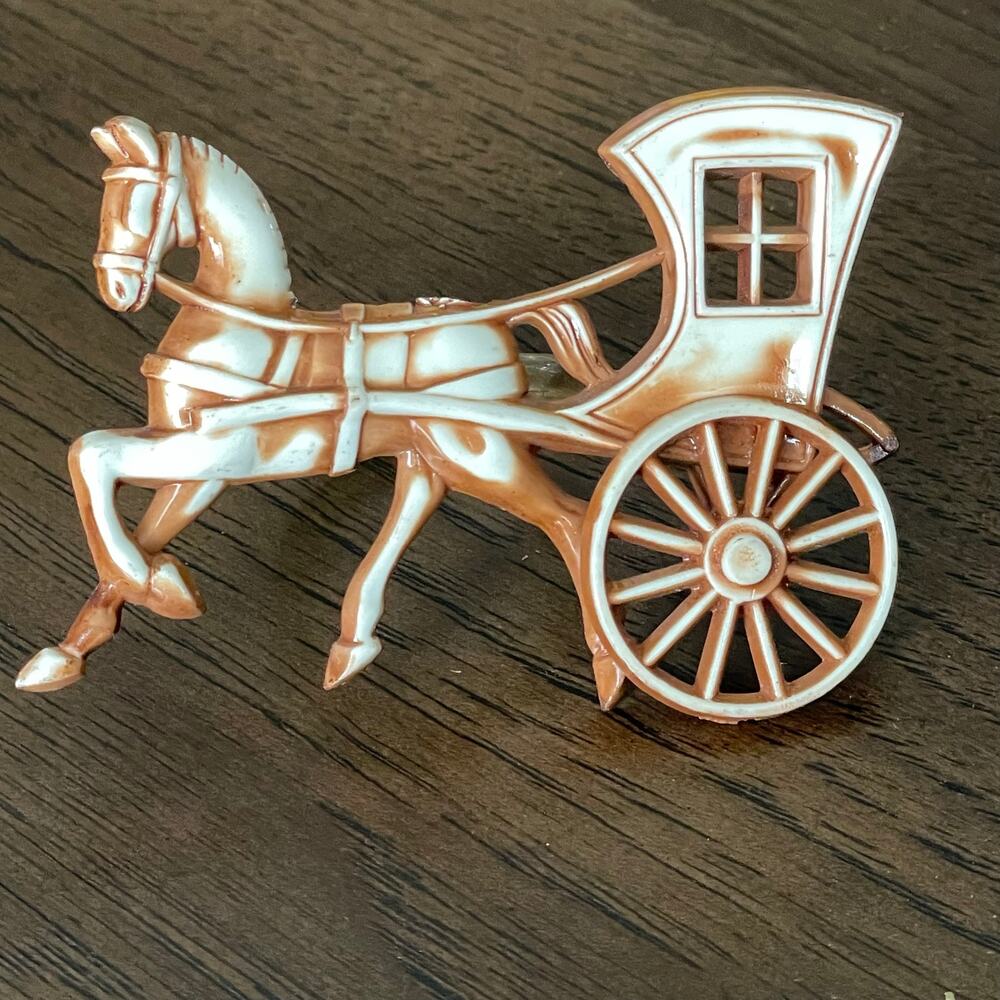 Vintage Celluloid Horse Drawn Carriage Ring? Oversized Plastic 1930s 1940s READ